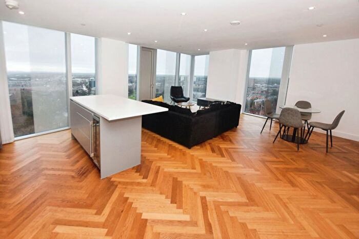 2 Bedroom Flat To Rent In South Tower, Deansgate Square, Owen Street, Manchester, M15
