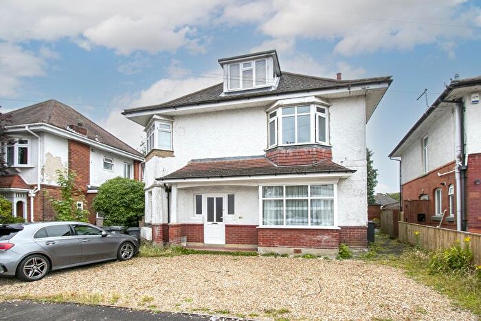 1 Bedroom Flat To Rent In Linwood Road, Bournemouth, BH9
