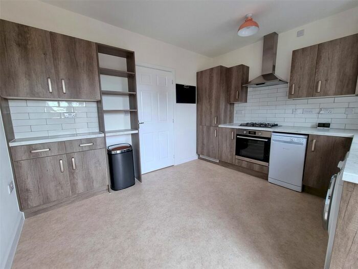 3 Bedroom Detached House To Rent In Perry Road, Nottingham, Nottinghamshire, NG5