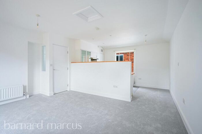 1 Bedroom Apartment For Sale In Dene Street, Dorking, RH4