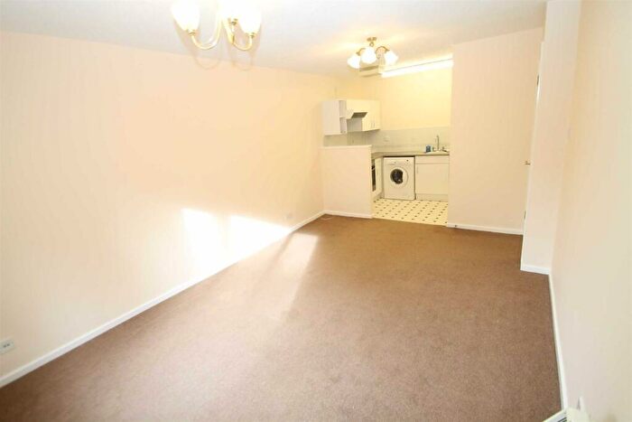 1 Bedroom Apartment For Sale In Albion Place, Campbell Park, Milton Keynes, MK9