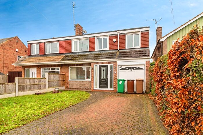 4 Bedroom Semi Detached House For Sale In The Downs, Silverdale, Nottinghamshire, NG11