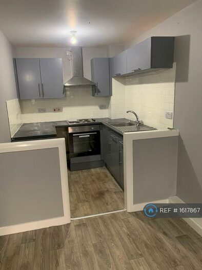 2 Bedroom Maisonette To Rent In The Old Co-Op Building, Highfields, Doncaster, DN6