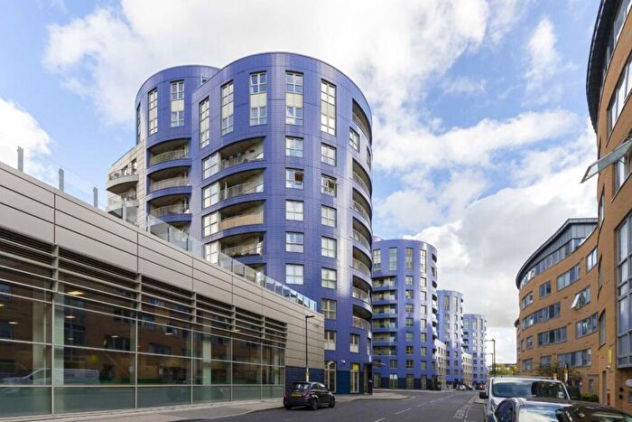 1 Bedroom Flat To Rent In Queensland Road, Islington, N7