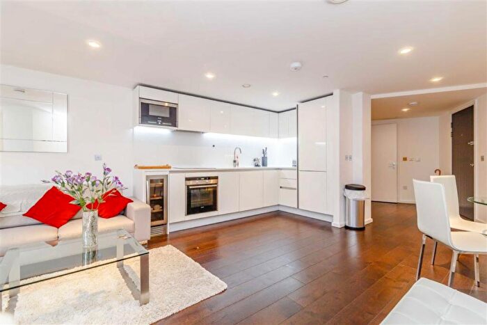 1 Bedroom Flat For Sale In City Road, City Road, EC1V