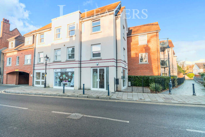 2 Bedroom Flat To Rent In Malthouse Court, Bridge Street, Hitchin, SG5