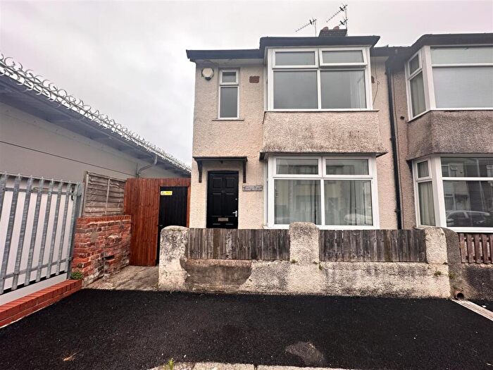 3 Bedroom End Of Terrace House To Rent In Danescourt Road, Birkenhead, CH41