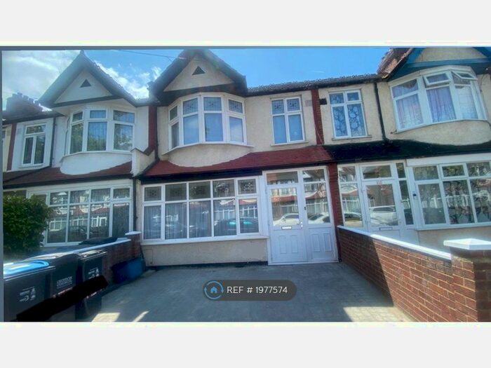 3 Bedroom Terraced House To Rent In Mayfield Road, Thornton Heath, CR7