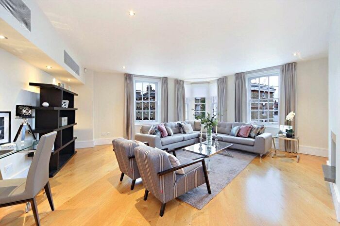 2 Bedroom Flat To Rent In Old Church Street, Chelsea, London, SW3