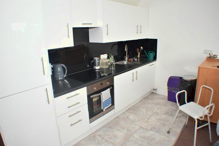 Studio To Rent In Streatham Vale, Streatham, SW16