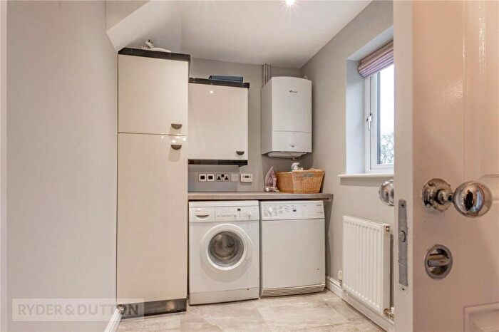 3 Bedroom Link Detached House For Sale In Delph Road, Denshaw, Saddleworth, OL3