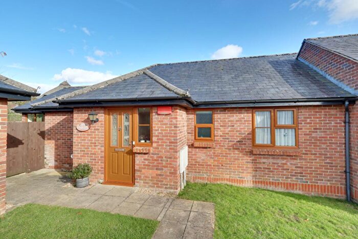 2 Bedroom Semi-Detached Bungalow For Sale In Ludcombe, Denmead, PO7