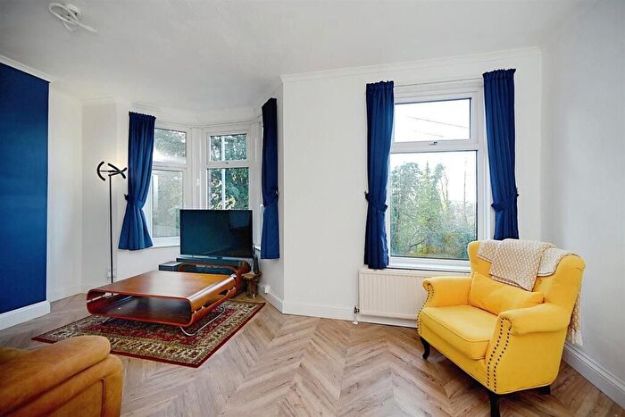 2 Bedroom Flat To Rent In Bear Road, Brighton, BN2