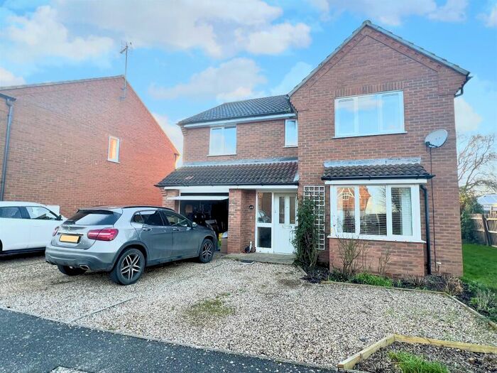 4 Bedroom Detached House For Sale In Red Barn, Whittlesey, Peterborough, PE7