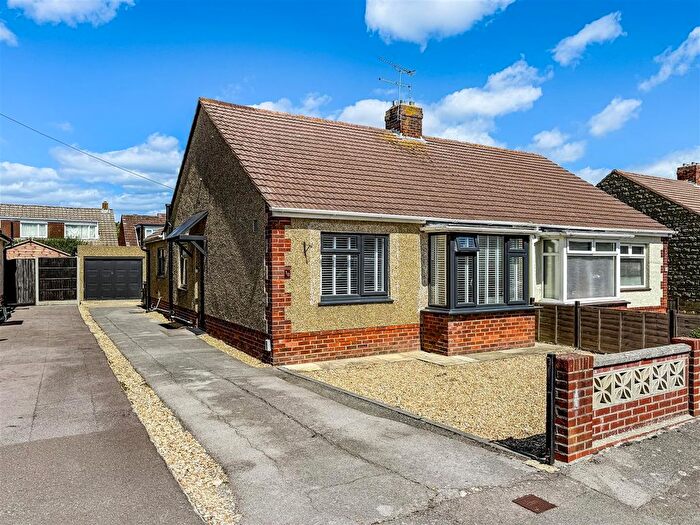2 Bedroom Semi-Detached Bungalow For Sale In Braemar Close, Gosport, PO13