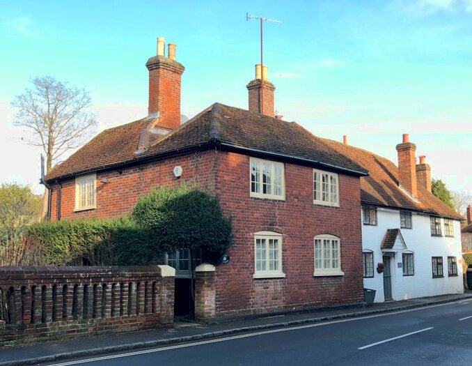 3 Bedroom Semi-Detached House To Rent In The Street, Wonersh, Guildford, GU5