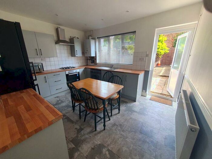 3 Bedroom Terraced House To Rent In Liverpool Road, Town Centre, LU1