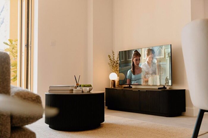 2 Bedroom Apartment To Rent In Embassy Boulevard, London, SW11