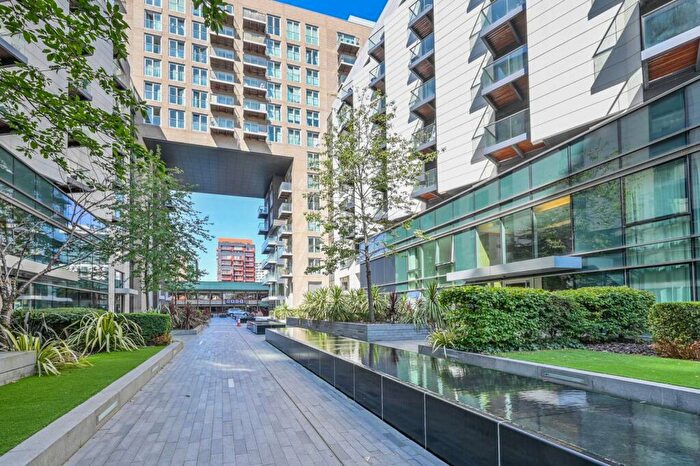 1 Bedroom Flat For Sale In Baltimore Wharf, Canary Wharf, London, E14