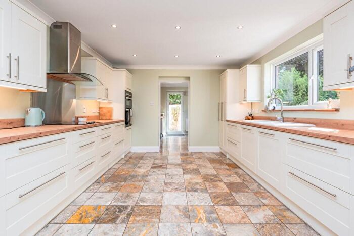 4 Bedroom Detached House For Sale In South Green, Sittingbourne, ME9