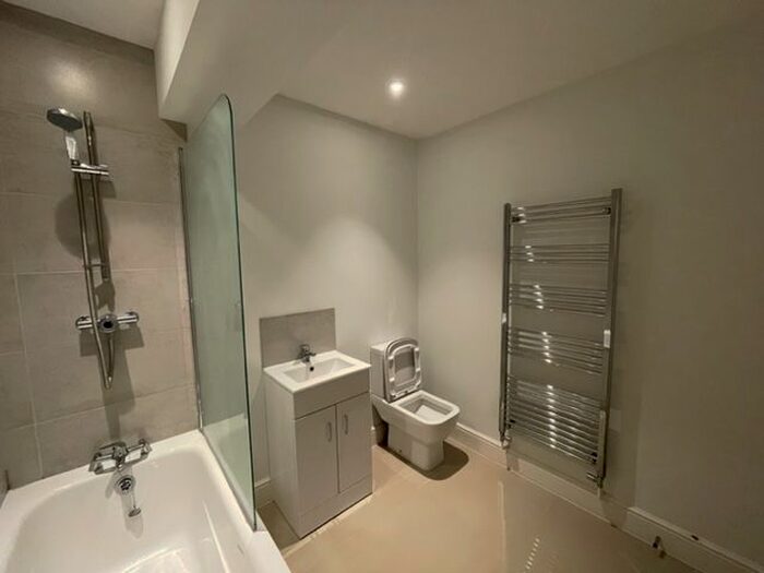 1 Bedroom Flat To Rent In Gillett Road, Banbury, OX16