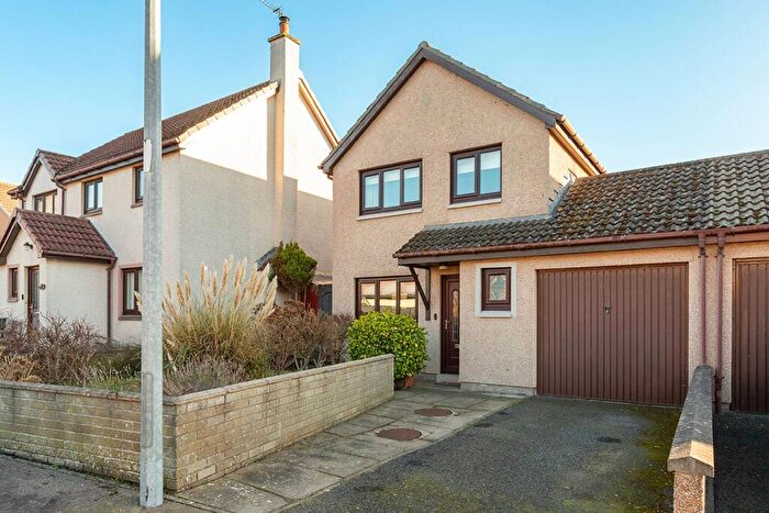 3 Bedroom Semi-Detached House For Sale In Hospitalfield Gardens, Arbroath, DD11