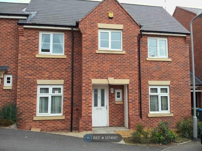 3 Bedroom Semi-Detached House To Rent In Sissinghurst Close, Rugby, CV22