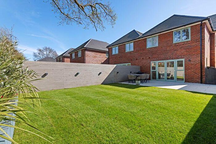 3 Bedroom Semi-Detached House For Sale In Autumn Gate, Aldingbourne, PO20