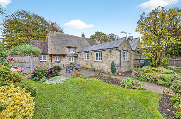 3 Bedroom Cottage For Sale In Warkton, NN16