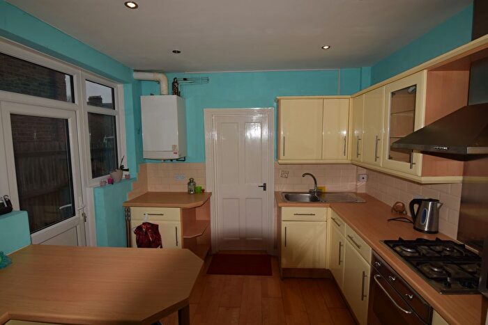 1 Bedroom Flat To Rent In Carr Road, London, E17