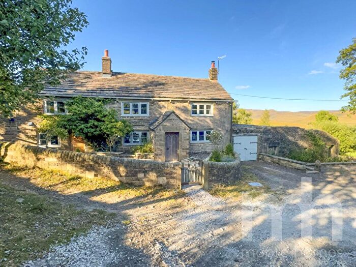 3 Bedroom Detached House For Sale In Maynestone Road, Chinley, SK23