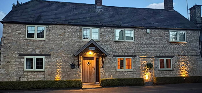 3 Bedroom Detached House For Sale In Tingewick, MK18