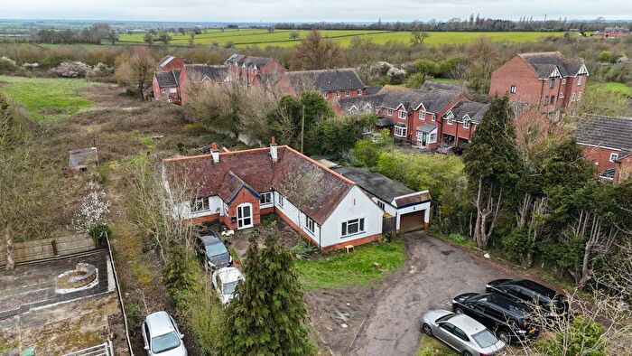 3 Bedroom Bungalow For Sale In Glen Rise, Great Glen, LE2