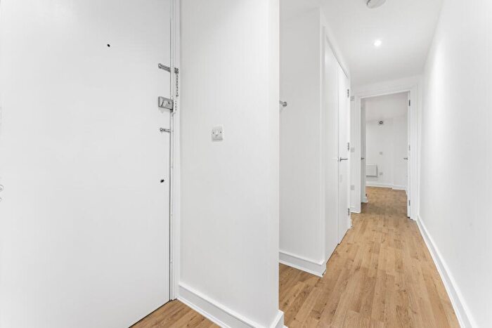 Flat To Rent In Old Street, Old Street, EC1V