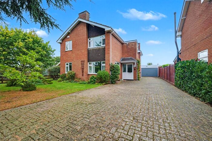 4 Bedroom Detached House For Sale In Latymer Close, Braybrooke, LE16