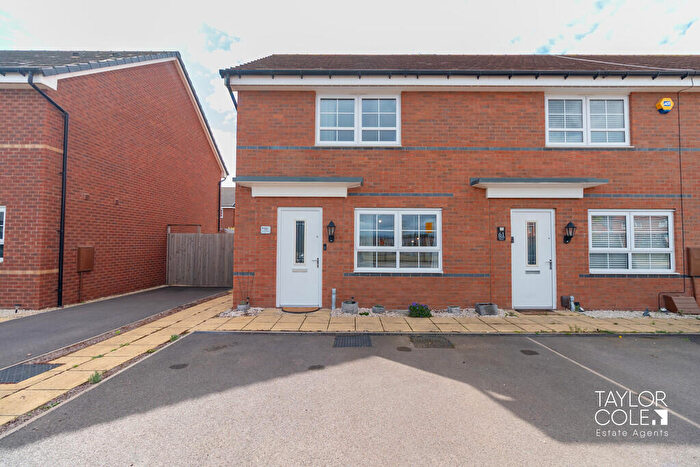 2 Bedroom End Of Terrace House For Sale In Austen Drive, Tamworth, B78