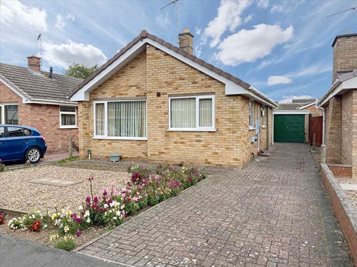 2 Bedroom Detached Bungalow For Sale In Christopher Crescent, Sleaford, NG34