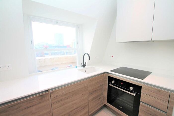 1 Bedroom Flat To Rent In Kings Road, Brighton, BN1