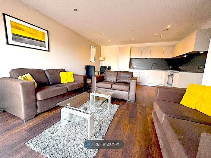 2 Bedroom Flat To Rent In Block D Wilburn Basin, Salford, M5