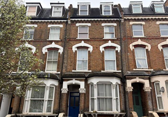 1 Bedroom Flat For Sale In D St Julians Road, Kilburn, London, NW6