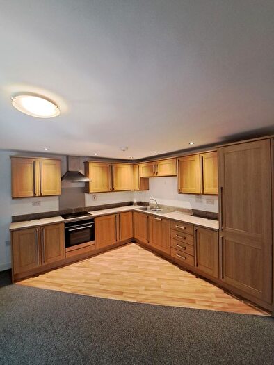 1 Bedroom Flat To Rent In Apartment, Cantilever Gardens, WA4