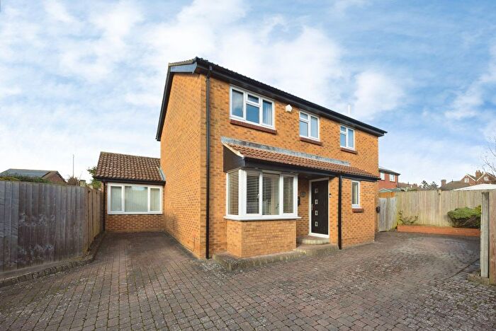 4 Bedroom Detached House For Sale In Broadhurst Drive, Ashford, TN24