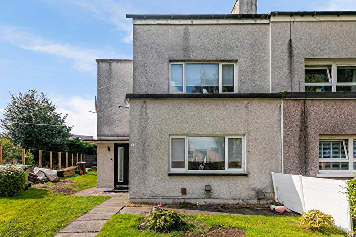 2 Bedroom End Of Terrace House For Sale In Craigmuir Road, Glasgow, Glasgow City, G52