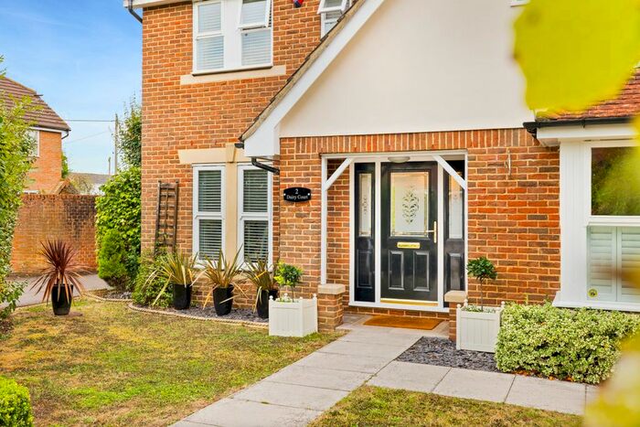 4-bedroom-detached-house-for-sale-in-ref-gk-moneyrow-green-holyport