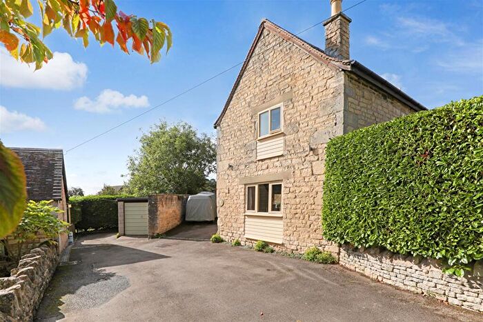 3 Bedroom Detached House For Sale In Westrip, Stroud, GL6