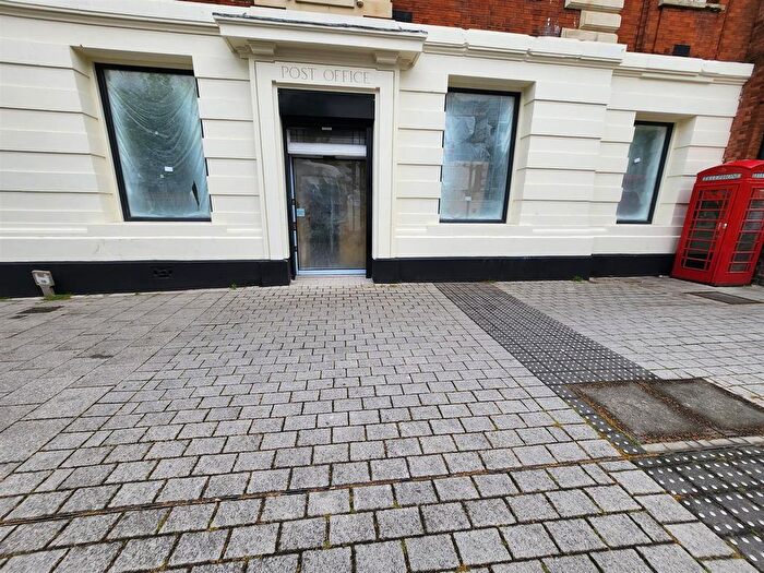 Office To Rent In High Street, West Bromwich, B70