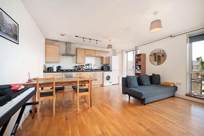 1 Bedroom Flat To Rent In Gernon Road, London, E3
