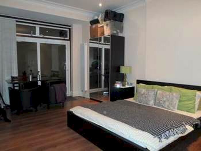 Flat To Rent In Kingscroft Road, Kilburn, NW2