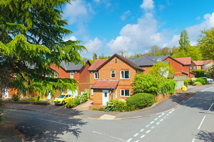 3 Bedroom Detached House For Sale In Egremont Road, Penylan, CF23