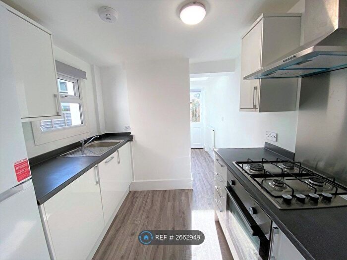 2 Bedroom Terraced House To Rent In Wolseley Road, Hampshire, GU11